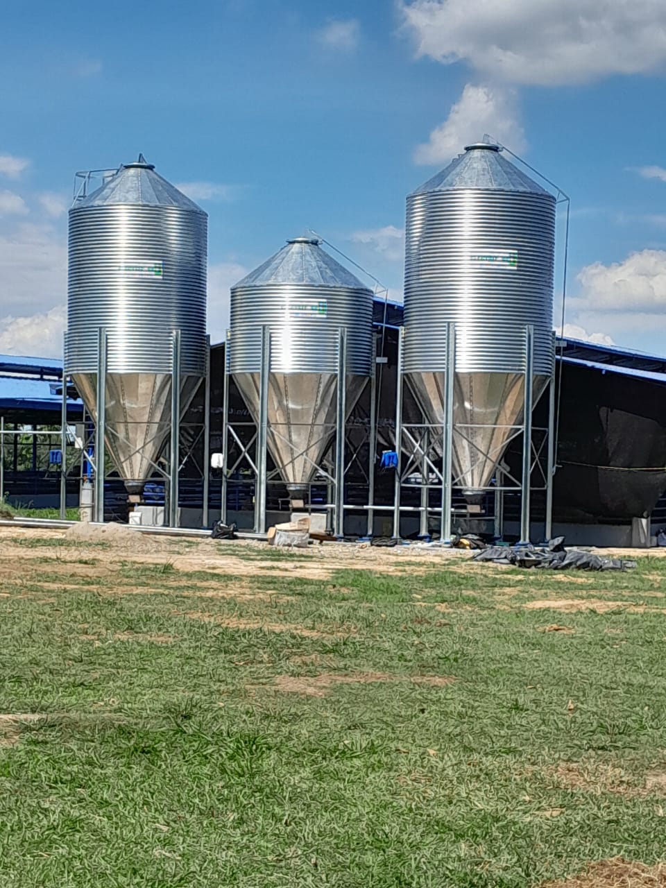 Montaje de silos metálicos sin grúa - 1.2